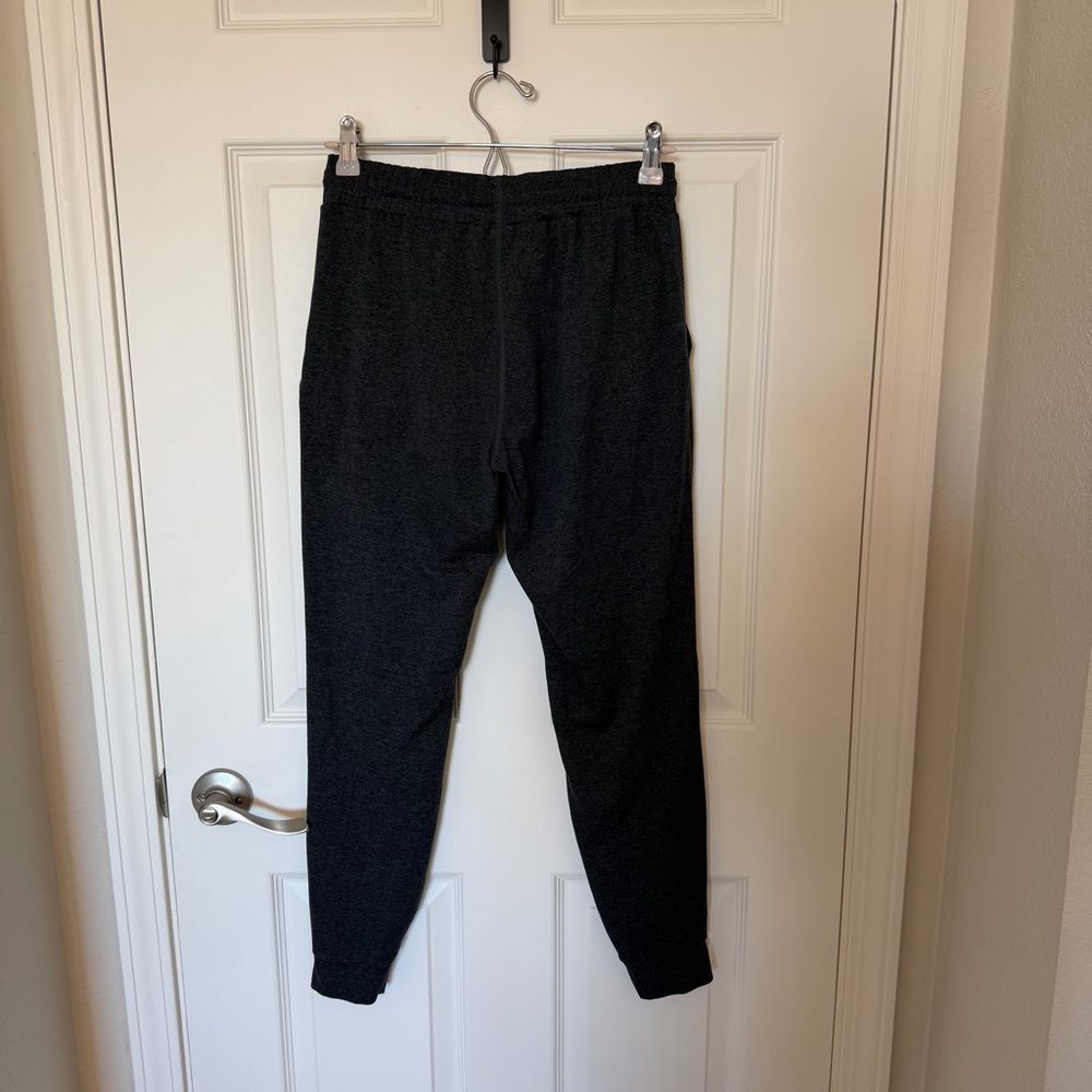 Vuori Performance Jogger, XS Long - Picture 3 of 8